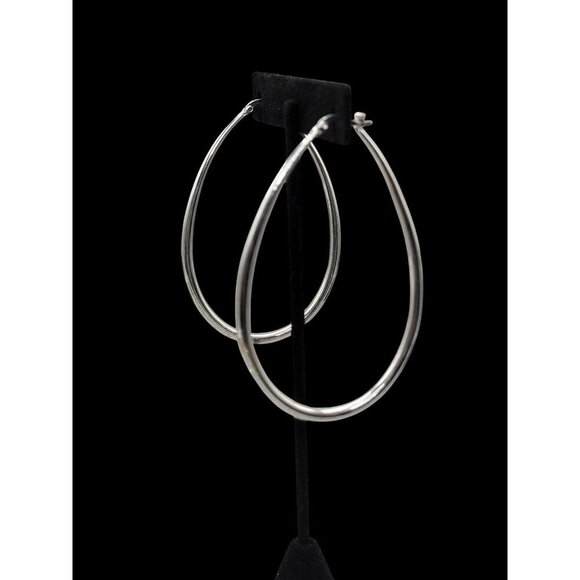 IBB CN Large Teardrop Hoop Earrings  Silver Tone Pierced Ears Runway Statement - Picture 1 of 15